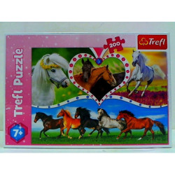 PUZZLE 200 Piękne konie /Trefl 13248