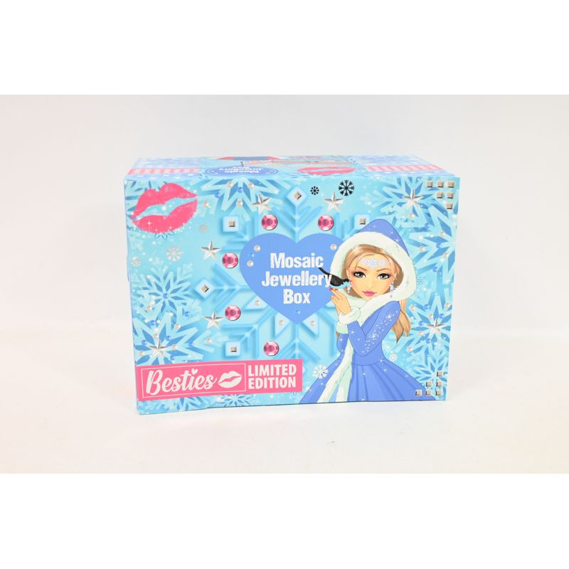  Szkatułka śnieżna modelka 29761