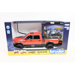 BRUDER Dodge RAM 2500 Power Wagon + Ducati 02502