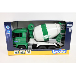 BRUDER MAN TGA betoniarka biało-zielona 02739