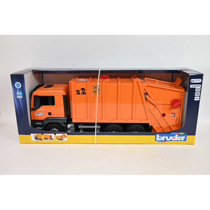 BRUDER MAN TGS śmieciarka z tylnym załad. 03760