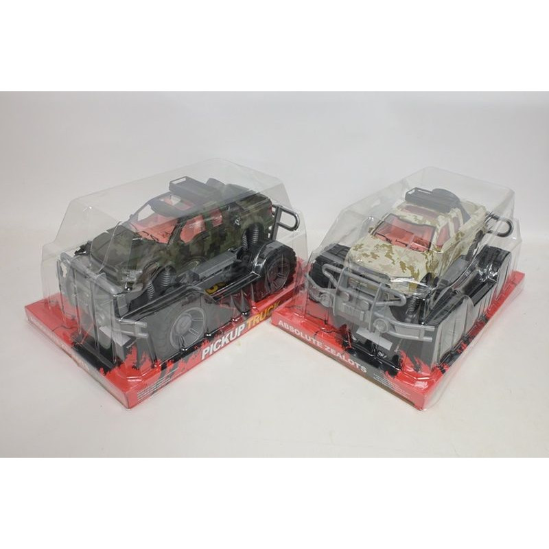 Jeep wojskowy duży 34cm 2kol 93-5 14497